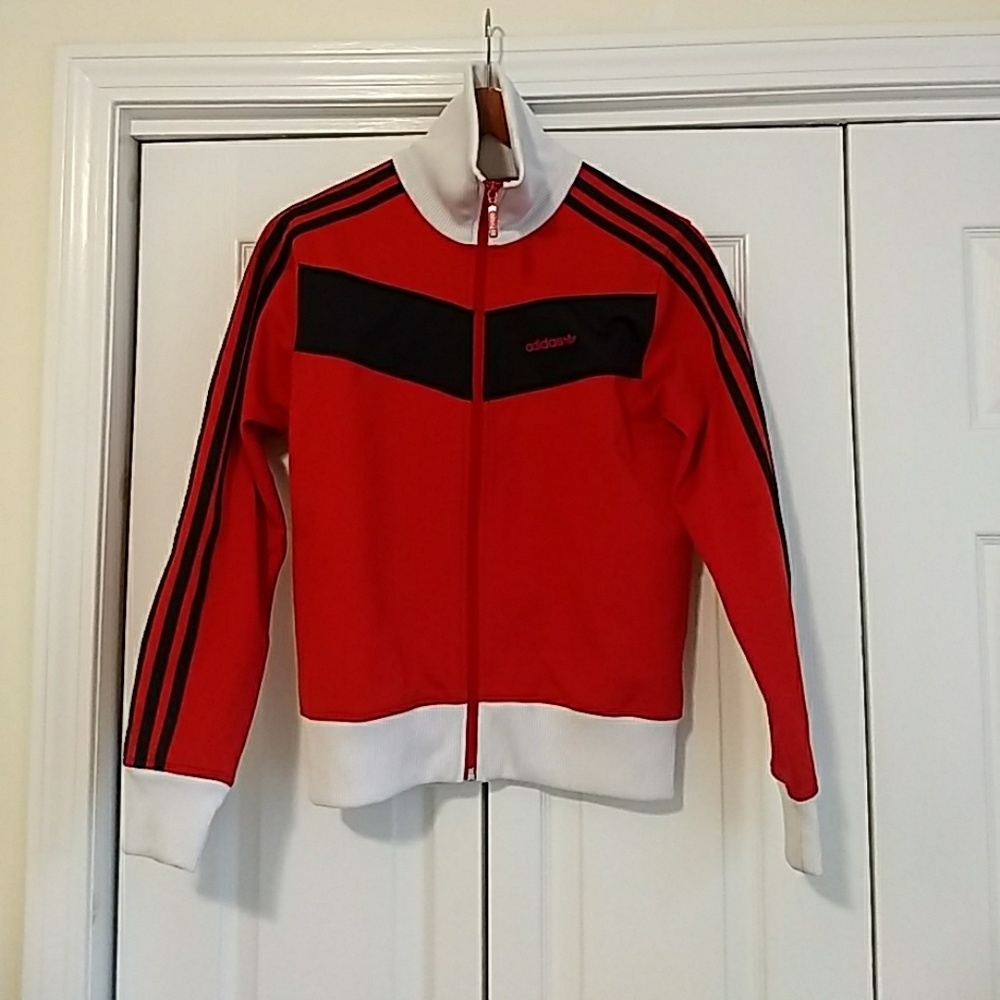 Adidas Sport top!